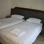 Grand De Clermont Hotel Paris