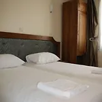 Grand De Clermont Paris