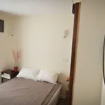 Hotel Grand De Clermont 2*