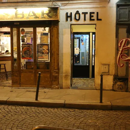 Hotel Grand De Clermont Parigi