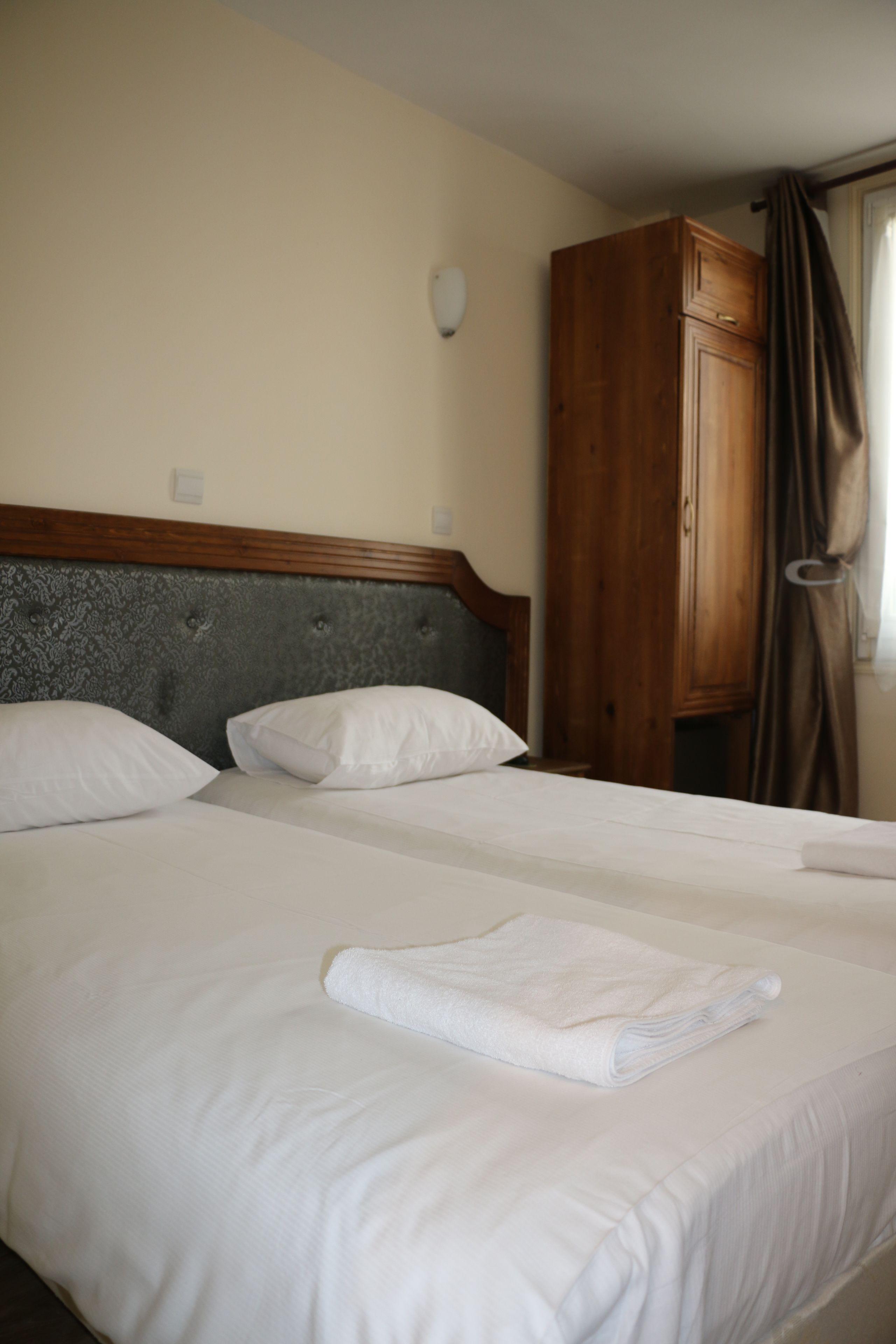 Grand De Clermont Paris